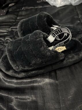 UGG Men’s Black Plush Slide Slippers with Branded Strap